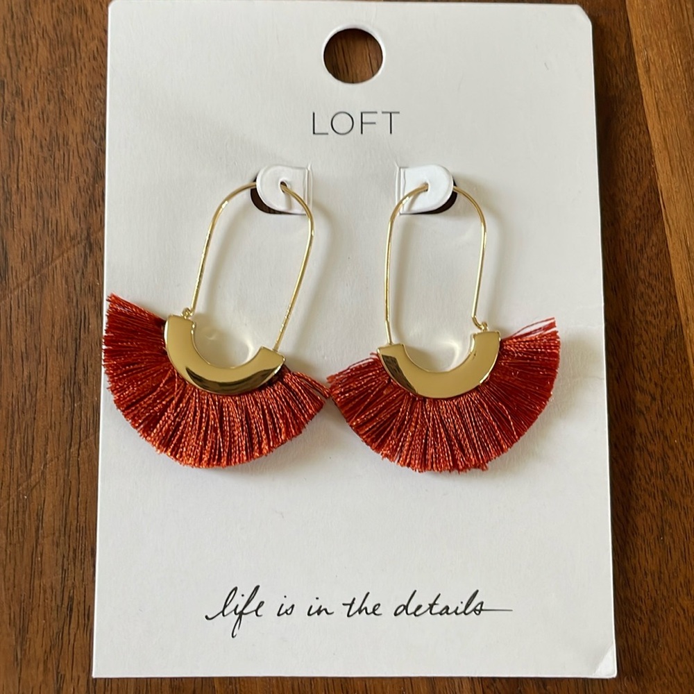 Pretty Fringe Loft Earrings